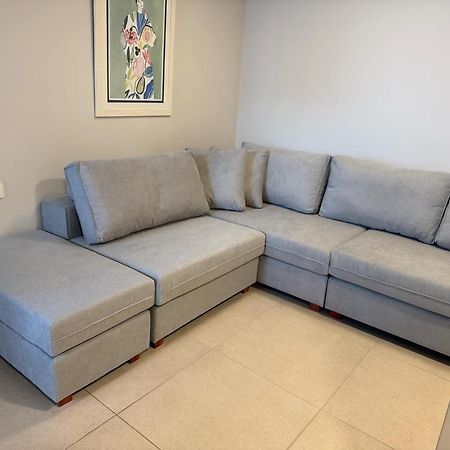 Stylish Studio Apartment - 8F House Kalamata Bagian luar foto