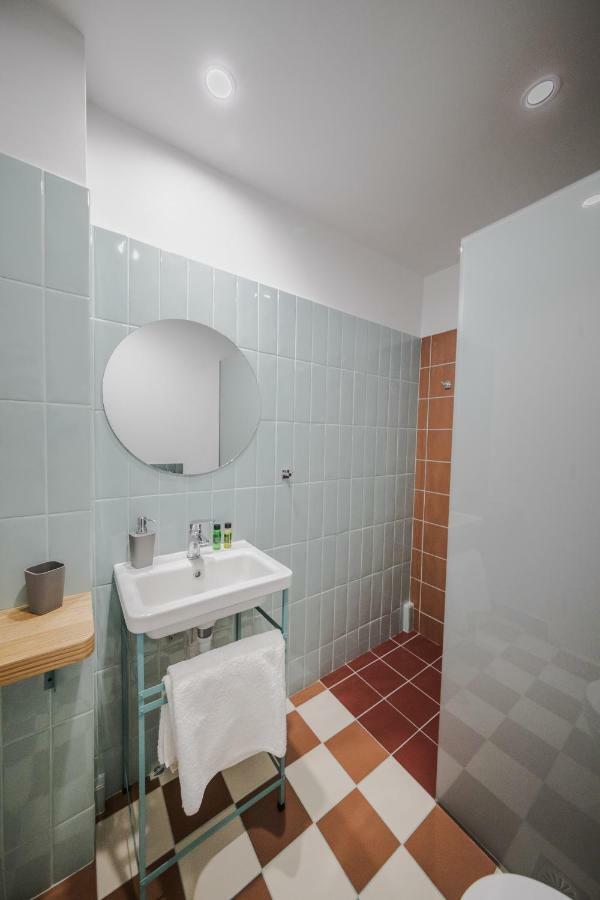 Stylish Studio Apartment - 8F House Kalamata Bagian luar foto